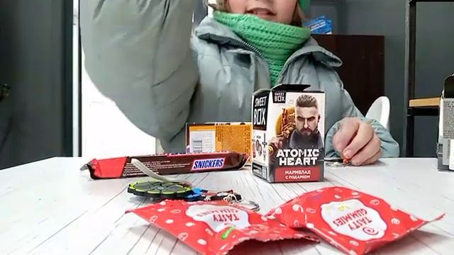 открываем боксы (тут нет звука) смотреть онлайн