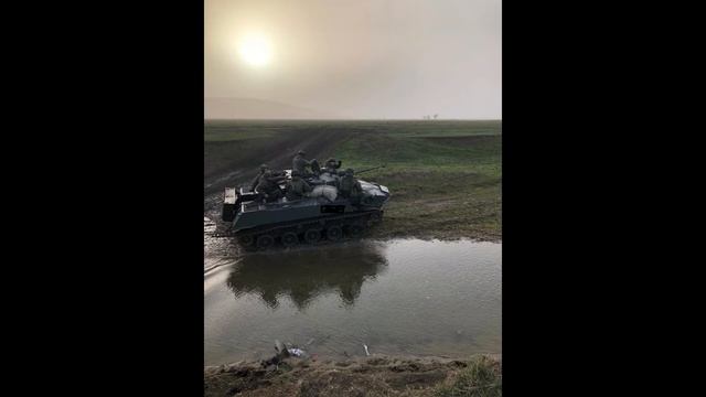 Как устроиться в армию по контракту без срочной службы. Полный гайд. смотреть онлайн