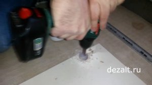 Как просверлить отверстие под мебельную петлю