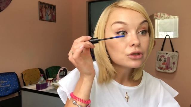 Синяя тушь в макияже! смотреть онлайн