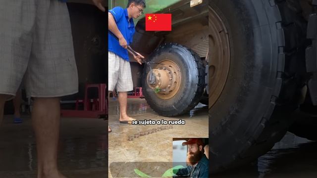 Ingeniosa herramienta para quitar los neumáticos #trucks #trailers #camioneros #camiones #camion смотреть онлайн