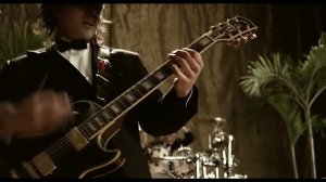 Thirty Seconds To Mars - The Kill (Bury Me) (Official Music Video)