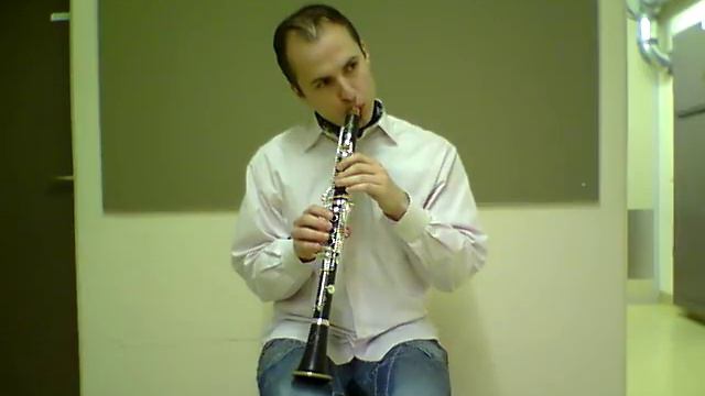 Practicing the "FluteSound" on Bb-Clarinet смотреть онлайн