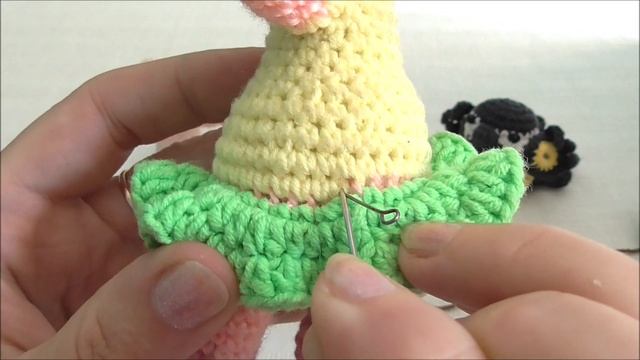 Как пересчитать количество петель в ряду. 7 урок вязания игрушек.