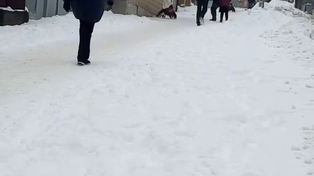 как скатываца с друзями если у тебя нет санок смотреть онлайн