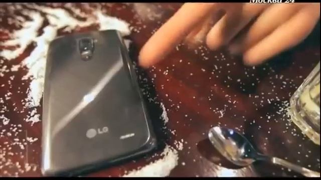 "Цифра": Первый изогнутый смартфон 04.01.2014 смотреть онлайн