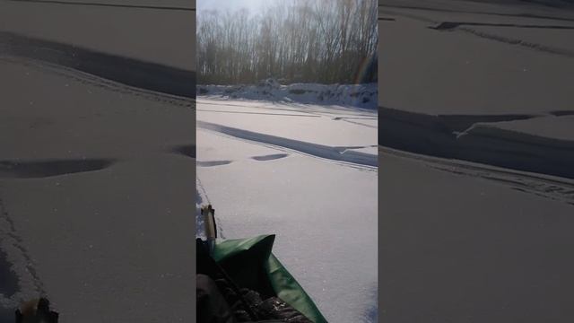 На мотособаке по р. Бикин. Зимняя рыбалка на ленка в Приморском крае. Едем на место рыбалки. смотреть онлайн