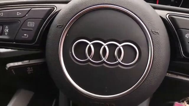 2019 Audi Q2 Technik 30 TFSI Manual in Brilliant Black смотреть онлайн