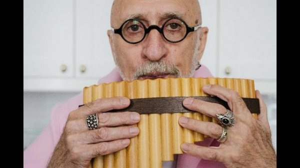 Ngoni - The Mini Vandals featuring Mamadou Koita and Lasso