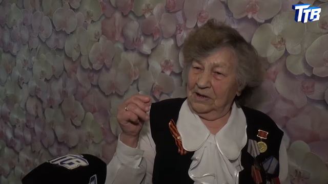 Троичанка связала 30 платков в подарок блокадникам смотреть онлайн