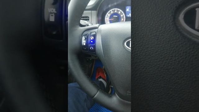 как работает подогрев руля на kia rio 2 jb. смотреть онлайн