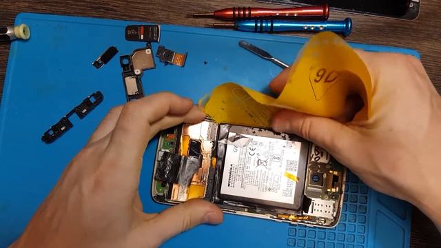КАК РАЗОБРАТЬ MOTOROLA MOTO Z XT1650 03/MOTOROLA MOTO Z XT1650 03 ИНСТРУКЦИЯ ПО РАЗБОРКЕ смотреть онлайн
