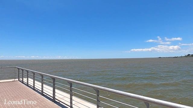 Достопримечательности Буэнос-Айреса. Памятник Христофору Колумбу на набережной в Аргентине. смотреть онлайн