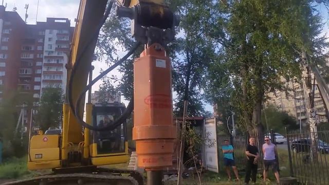 Бурение отверстий под сваи диаметром до 1200 мм, монтаж винтовых свай смотреть онлайн