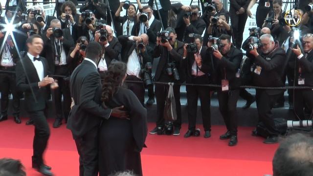 Omar Sy Dancing On The Red Carpet – Cannes Film Festival 2022