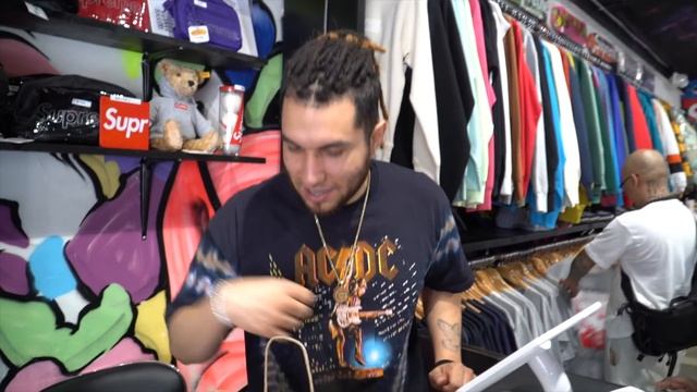 CRAZY INSTORE BASKETBALL GAME? смотреть онлайн