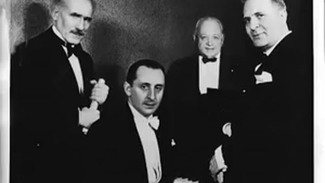 Vladimir Horowitz - live Broadcast Carnegie Hall - May 6, 1940 смотреть онлайн