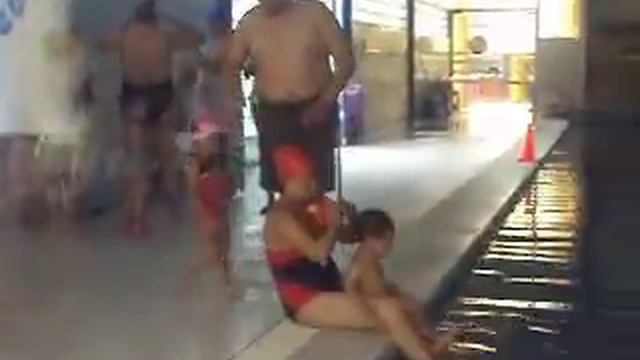 Luciano Fabian Gacon Hermoza...segunda clase de natacion 1 смотреть онлайн