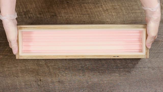 Spring Bunnies ~ Making Cold Process Soap with the Sculpted Layers Technique ~ Retro Pink Clouds смотреть онлайн