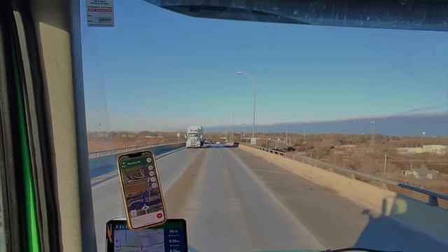 Выезжаю после праздников на дорогу смотреть онлайн