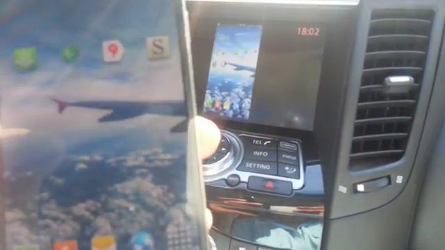 Дублирование экрана мобильного телефона на штатый экран автомобиля от xanavi.ru смотреть онлайн