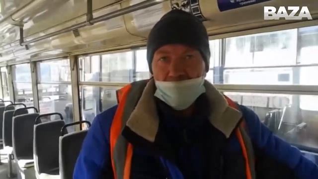 У трамвая в Иркутске отказали тормоза смотреть онлайн