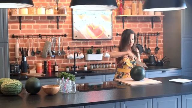 Сочные и сладкие арбузы — Агросоюз Романовский смотреть онлайн