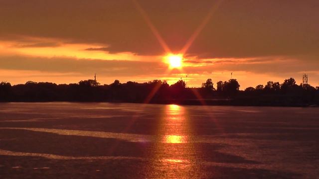 "Ливень пришёл в гости к закату" смотреть онлайн