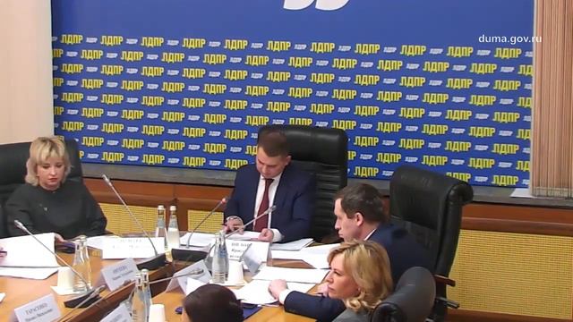 Комитет Госдумы рассмотрел законопроект о выплате 13 пенсии смотреть онлайн