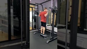 Подъемы на носки в Смите