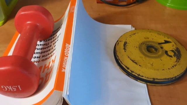 Как сделать квотер для фингерборда | DIY рампа для фингерборда смотреть онлайн