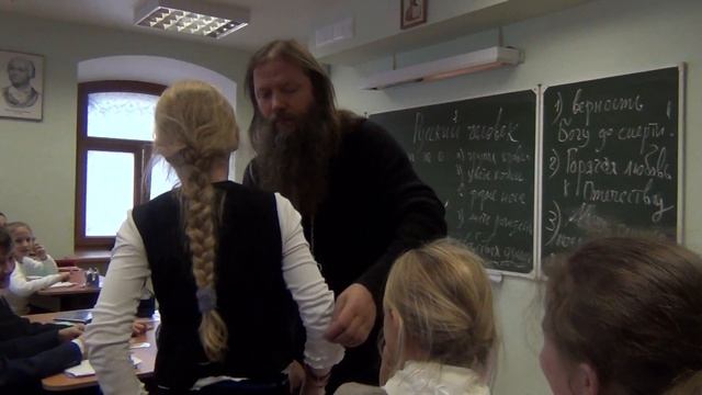 "Русский человек". Урок в Елизаветинской гимназии. Со средними классами. 011014. смотреть онлайн