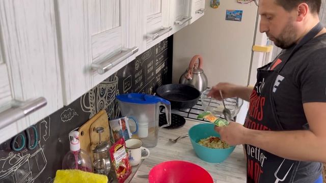 Котлеты не жарю, картофель не варю.КОТЛЕТЫ на подушке,. смотреть онлайн