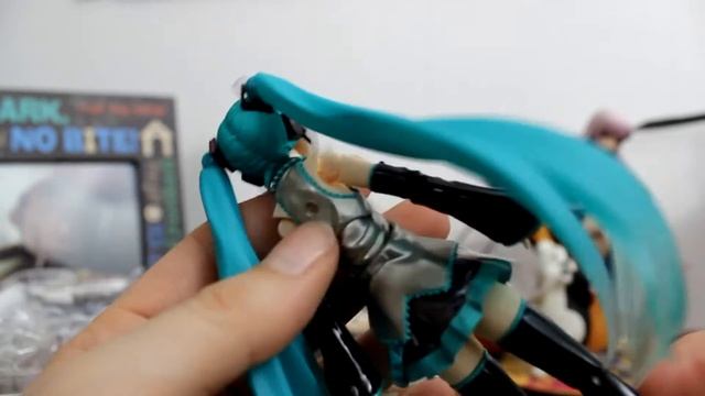 Hatsune Miku 2 0 Figma from Vocaloid Unboxing and Mini Update смотреть онлайн