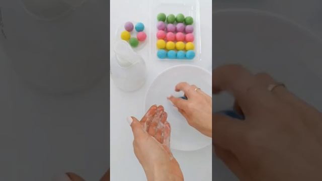 Как сделать шарики из шерсти смотреть онлайн