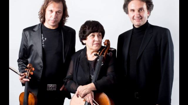 Dmitry Shostakovitch Piano Trio No.2 in E minor, 4th movement смотреть онлайн