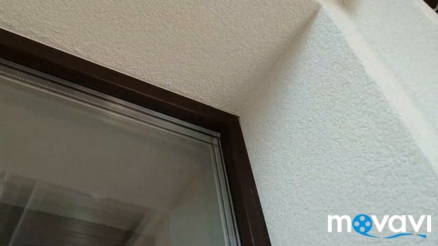 Небольшое отступление от технологии приводит к проблемам на фасаде дома, нет элемента примыкания смотреть онлайн