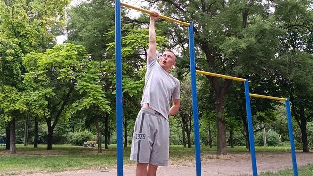 Как накачать предплечья на турнике?