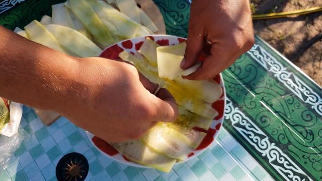 Супер мягкий шашлык из курицы с кабачками!!!! смотреть онлайн