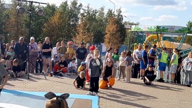 Позитив улиц. Танцевальные батлы, мастер классы. Дербышки, сентябрь 2023. продолжение смотреть онлайн