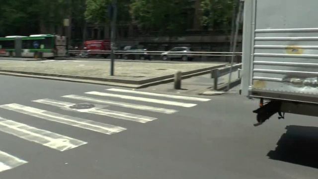 Videotest Panasonic HC-X900M (modo 1080p - confronto con Lumix DMC-FZ62) смотреть онлайн