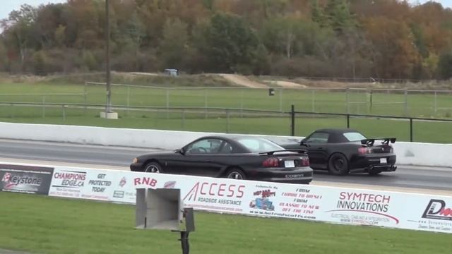 Honda S2000 vs Mustang COBRA 1/4 Mile Race смотреть онлайн