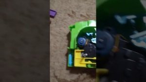 Ремонт игрушичного паравозика с доминошками