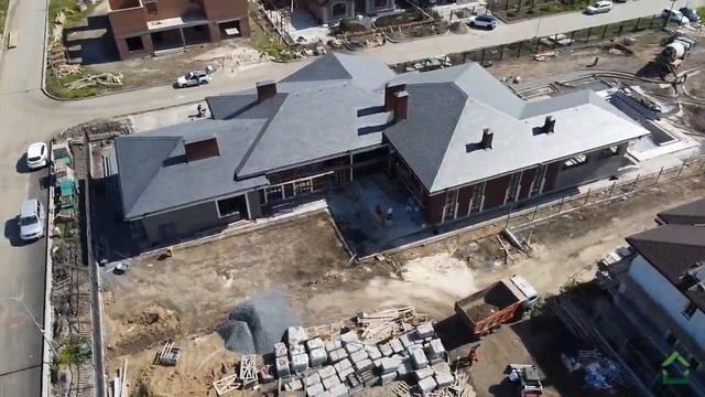 Кровля из сланца. Двойная прямоугольная кладка. смотреть онлайн