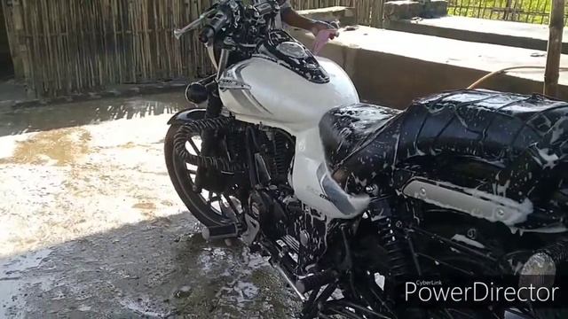 //AVENGER 220//WASHING ONLY 2 MINUTES//BY ANISH//AT AJIT BAGHUWAR WASHING CENTER// смотреть онлайн