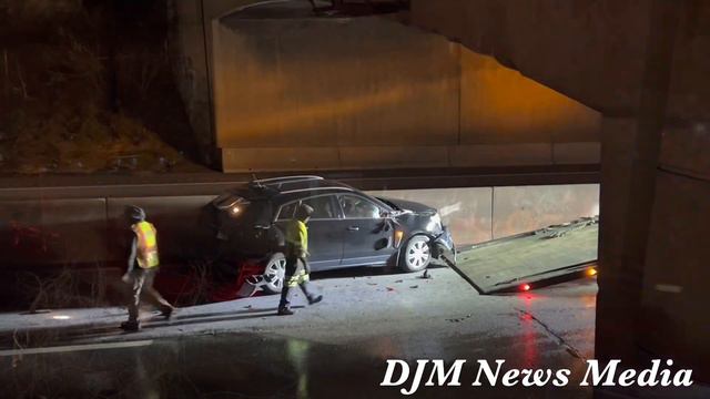 11-30-2022 Swatara Township, PA - Tractor Trailer Accident Closes Interstate 83 смотреть онлайн