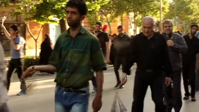 Ashura, flagellation Muslims Ашура, Иран. Самобичевание смотреть онлайн