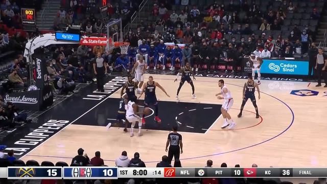 Nicolas Batum gets around Nikola Jokic for the big finish смотреть онлайн