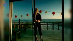 Christina Aguilera - Genie In A Bottle (Remix)