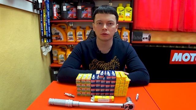 Свечи зажигания для мотоцикла / Вся правда! Когда и как менять?
